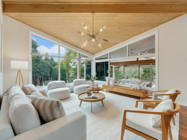 Private Entertainer: Charm, Design, Lifestyle!