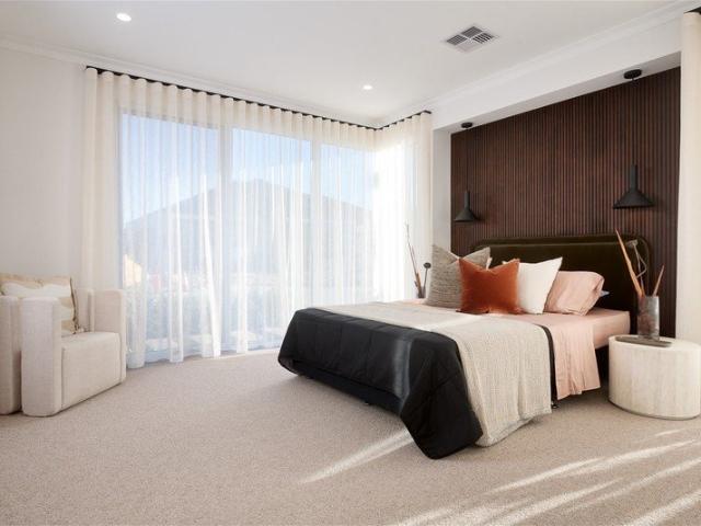 Private Estate in a coastal location, minutes from the Beach! KARNUP