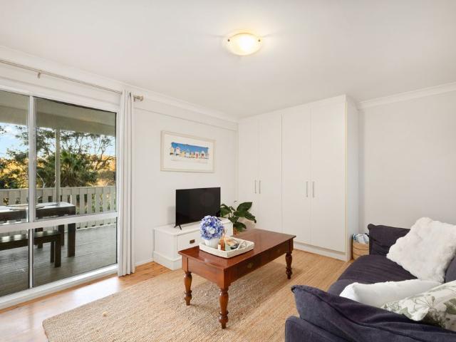 Private Furnished One Bedroom Flat | Utilities Included