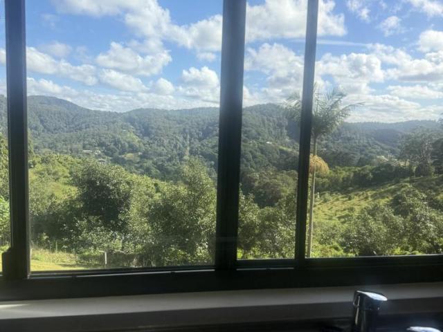 Private Furnished Studio with Spectacular Valley Views Utilities Included
