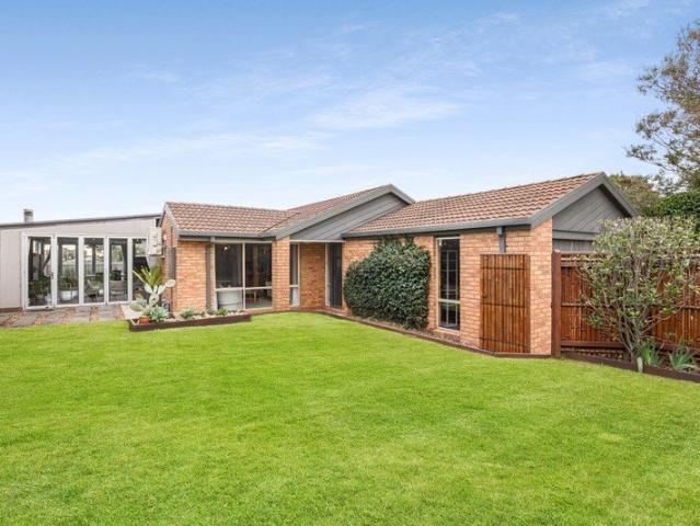 Private Family Comfort with Coastal Position