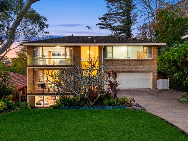 Private Family Living with Lift, Pool & Flexibility