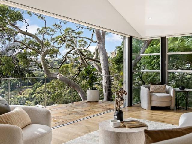 Private Family Sanctuary with Pool in Mosman