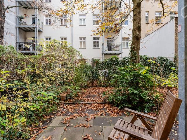 Private Garden, central located, Rykestr Prenzlauer Berg, Berlin Amsterdam Apartments for Rent
