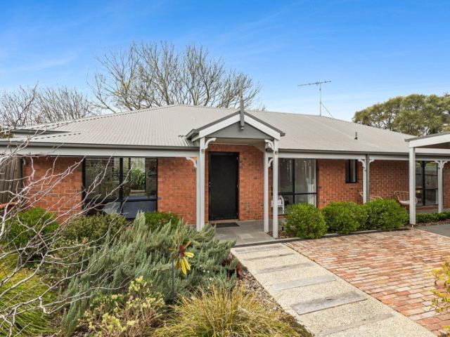 Private Garden Sanctuary in a Central Ocean Grove Setting