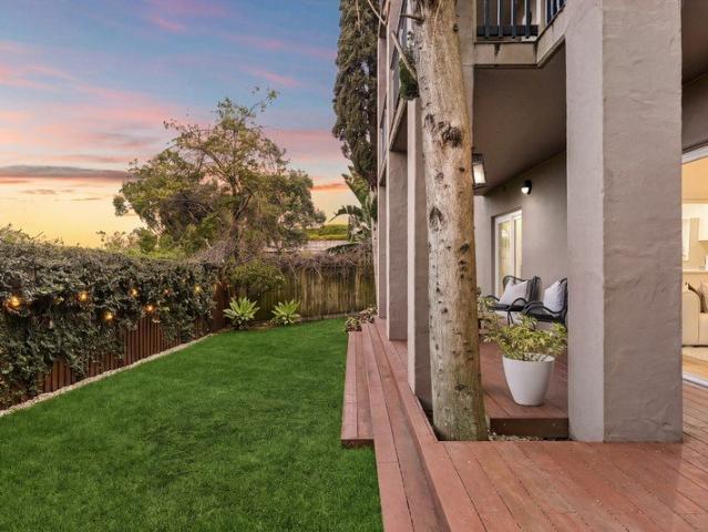 Private Garden Sanctuary with House Like Proportions in a Peaceful Inner City Setting