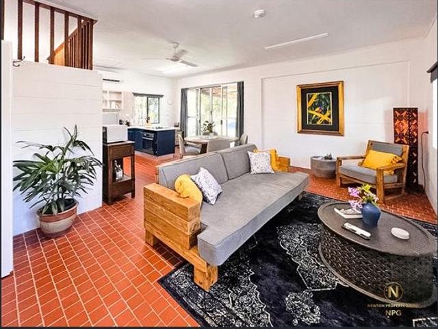 Private Granny Flat Near the Beach