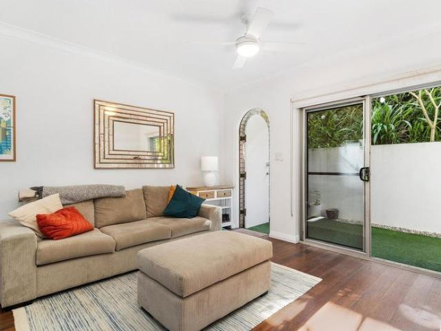 Private Ground Floor Apartment Close to Collaroy Beach