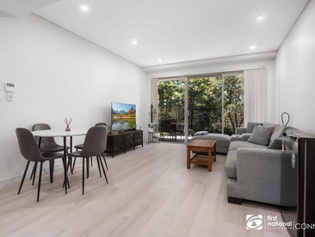 Private Ground Floor Apartment with Courtyard & Resort Style Amenities
