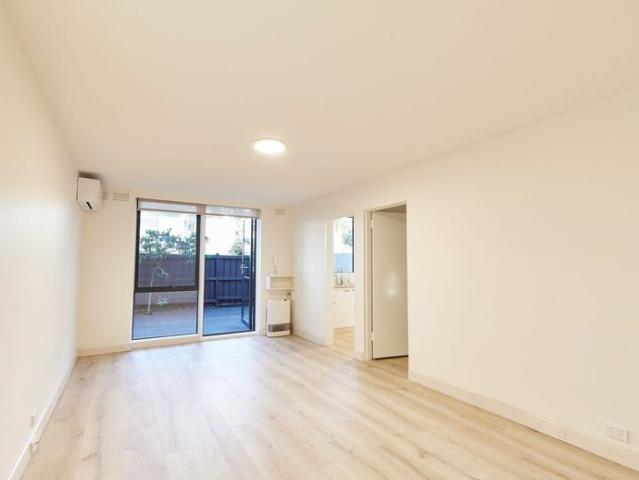 PRIVATE GROUND FLOOR LIVING WITH COURTYARD IN A PRIME MALVERN LOCATION