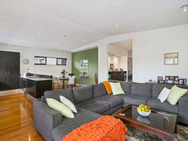 Private haven in central Leopold!