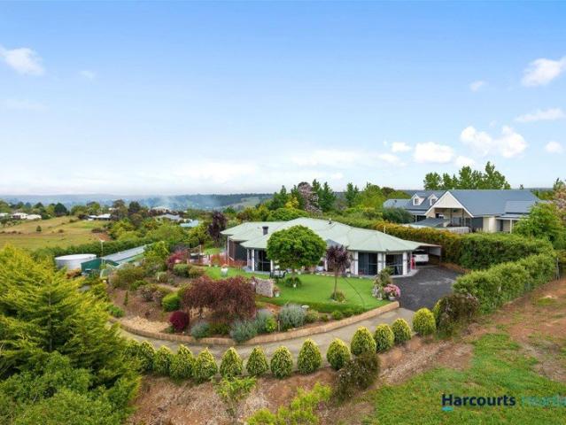 Private Hilltop Sanctuary with Panoramic Valley Views
