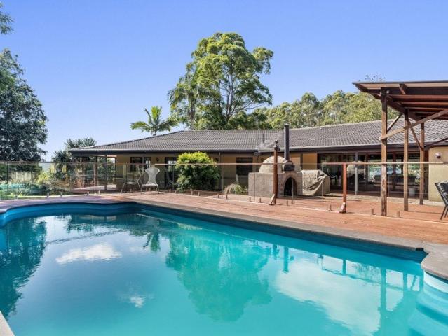 Private Hinterland Acreage with Dual Living & Elevated Views