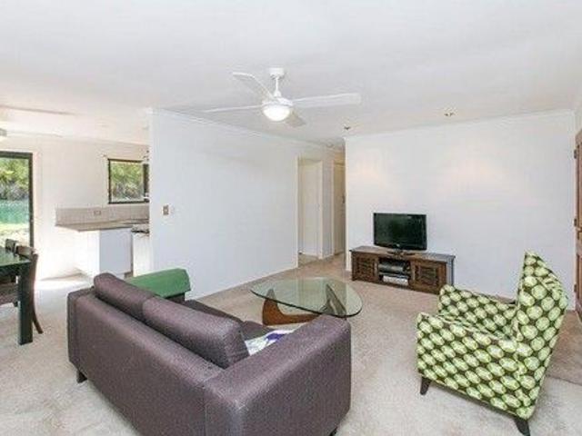 Private Home with Air conditioning and Deck