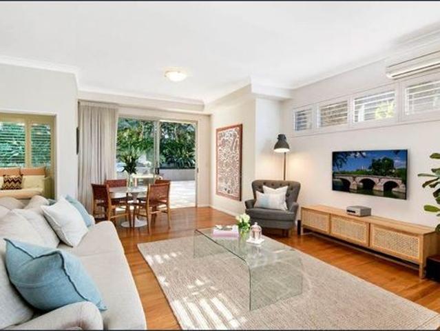 Private House Like Garden Residence With Double Garaging On The Cusp Of Bondi