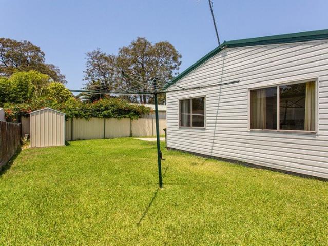 Private & Immaculate Two Bedroom Granny Flat with Spacious Yard
