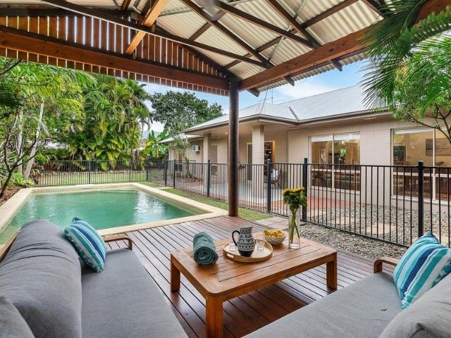 Private Kewarra Beach Living