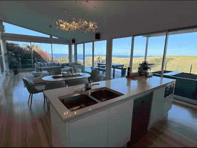 Private Luxury 4BR Retreat Near Kiama & Beaches FULLY FURNISHED