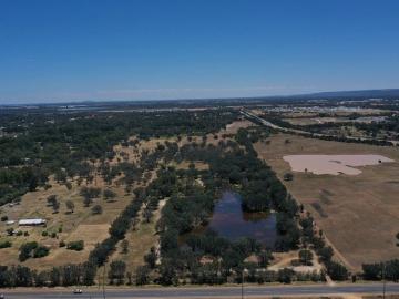 Private Lakeside Estate with Future Potential
