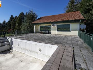 Haus zum Verkauf in 2392 - Terrasse, Schwimmbad