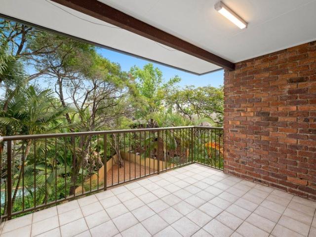 Private, Leafy Outlook in a Convenient Central Location