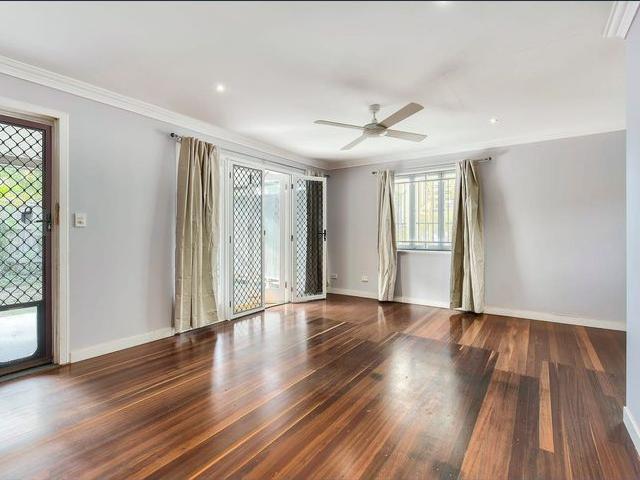 Private Leafy Oasis in the Heart of Everton Park