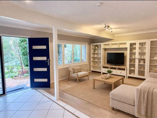 Private Family Home with Deck & Gardens in Quiet Gymea Bay Cul de Sac