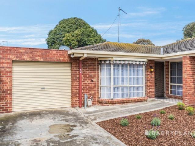 Private, Light Filled Living in the Heart of Geelong West