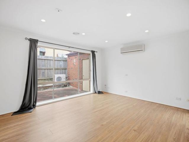 Private, Light Filled & Perfectly Low Maintenance