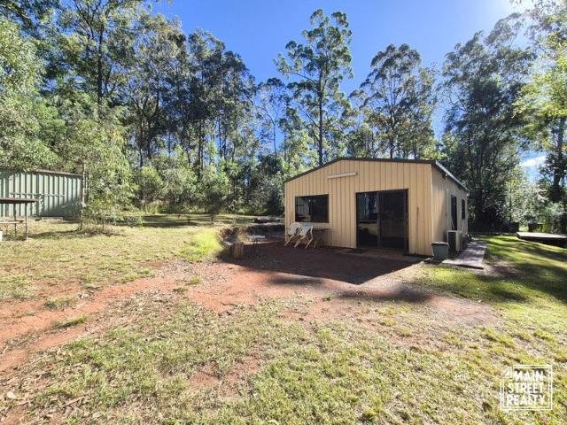 Private Lifestyle Retreat on 4.96 Acres Renovated Shed Living Just Minutes from Blackbutt