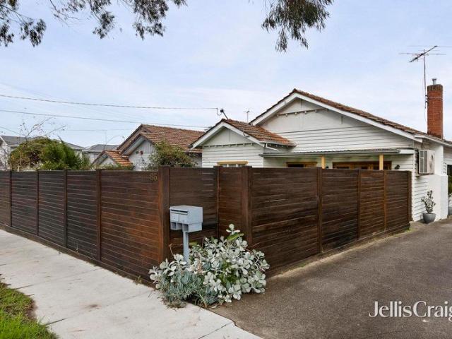 Private living in a peaceful setting that's so close to everything!