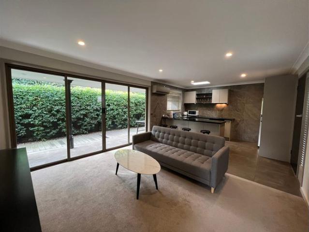 Private living in Mornington