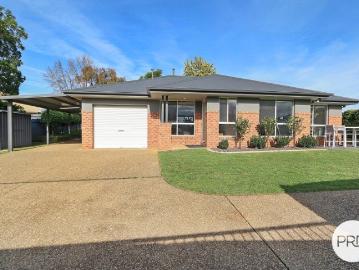 PRIVATE LOCATION, IMMACULATE PRESENTATION