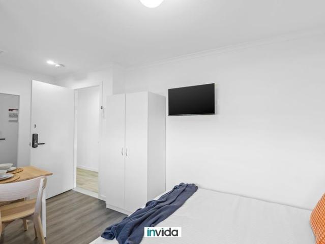 PRIVATE, LOCKABLE ROOM IN THE NEW CRAIGIEBURN ROOMING HOUSE UTILITIES AND WI FI INCLUDED ! MULTIPLE ROOMS AVAILABLE !