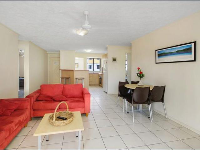 PRIVATE LOCKABLE ROOM WITH ENSUITE – All Bills Included  Available Now