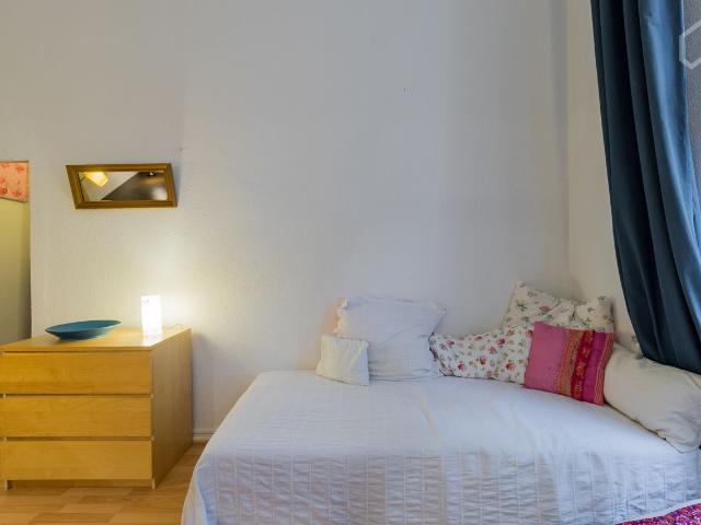 Private loft in city center. Cosy, central, quiet and safe place for short term and longer stays. Working, sleeping, cooking feel @ home, Berlin Amsterdam Apartments for Rent
