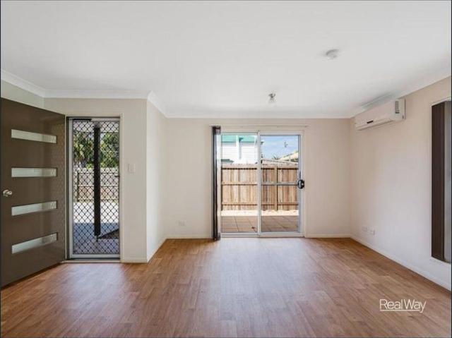 Private, Low Maintenance Two Bedroom Unit In Newtown