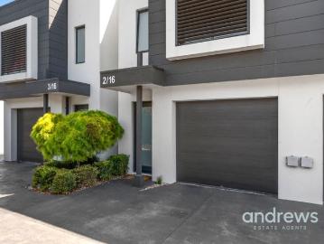 Geelong, Greater Geelong, Victoria - Equipped kitchen