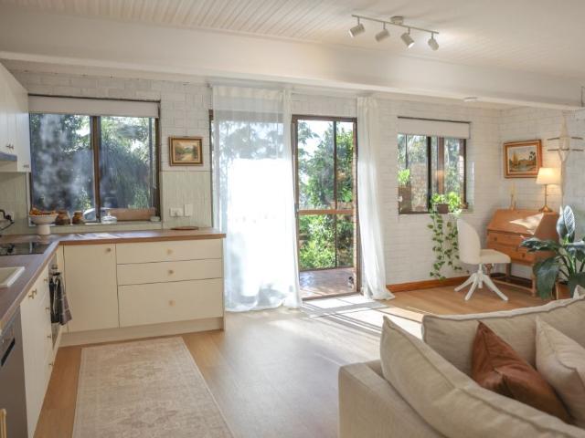 Private Lower Level 2 Bedroom Studio