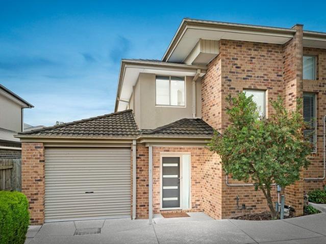 Private Parkside Living with a Sophisticated Lifestyle Edge