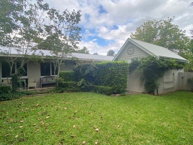 Private & Peaceful Home Backing onto Reserve