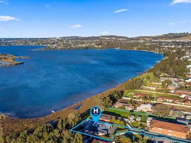 Private Peaceful Lakeside Living