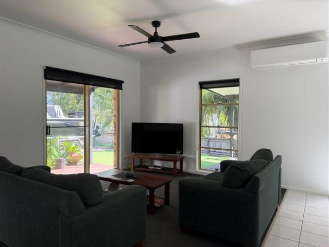 Private & Peaceful Living in Central Cannonvale