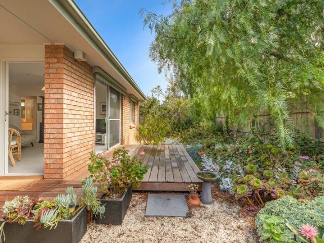 Private, peaceful living near parkland