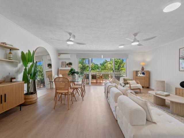 Private, Peaceful, Perfectly Placed Coastal Living In The Heart Of Chevron Island