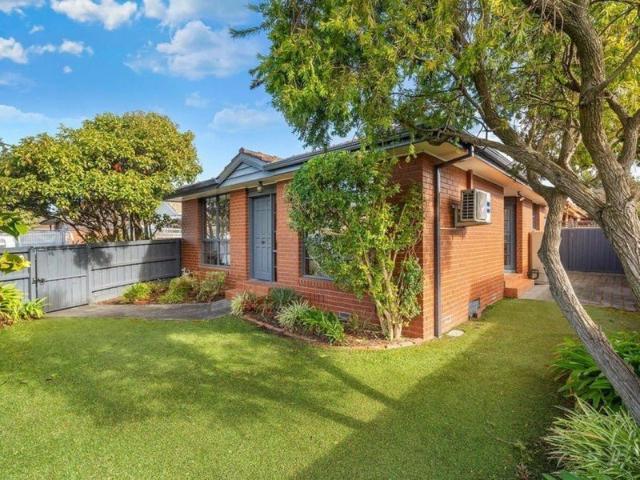 Private & Peaceful unit in Boutique Block