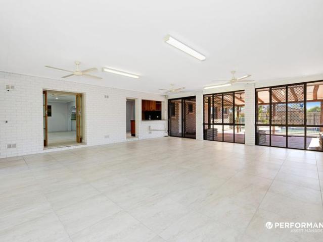 Private Poolside Living in Sought After Annandale
