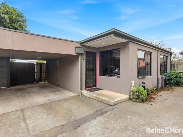 Private, Pristine and Immaculate Low Maintenance Living