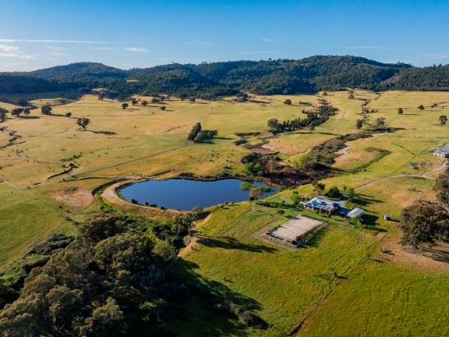 Private, Productive and Perfectly Positioned Small Rural Holding Just 20 Minutes from Wagga Wagga