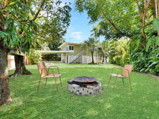 Private Queenslander Charm
